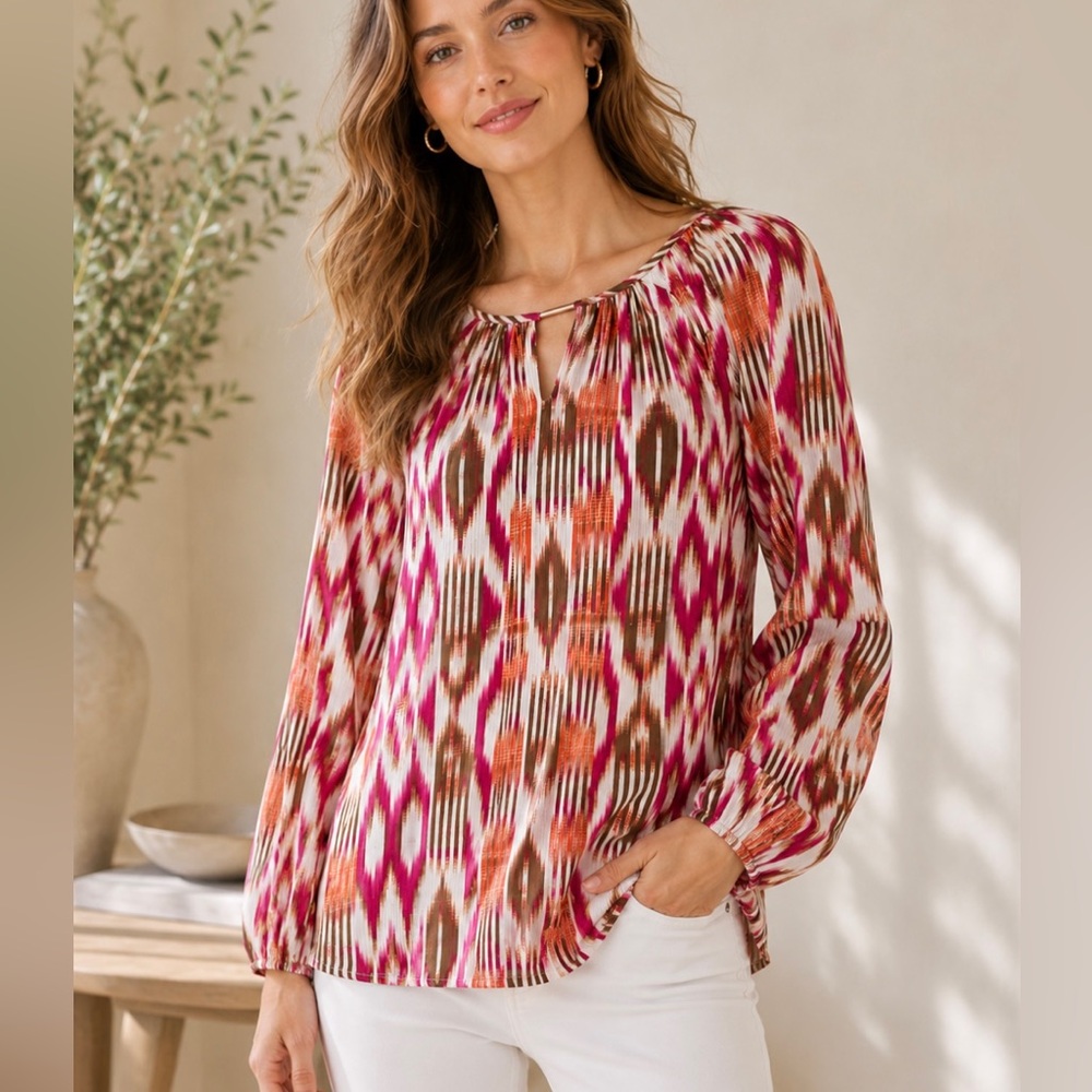 Chico’s Feminine Ikat Cut-Out Top Size M